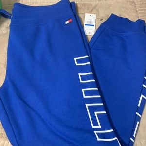 Nwt Tommy Hilfiger joggers